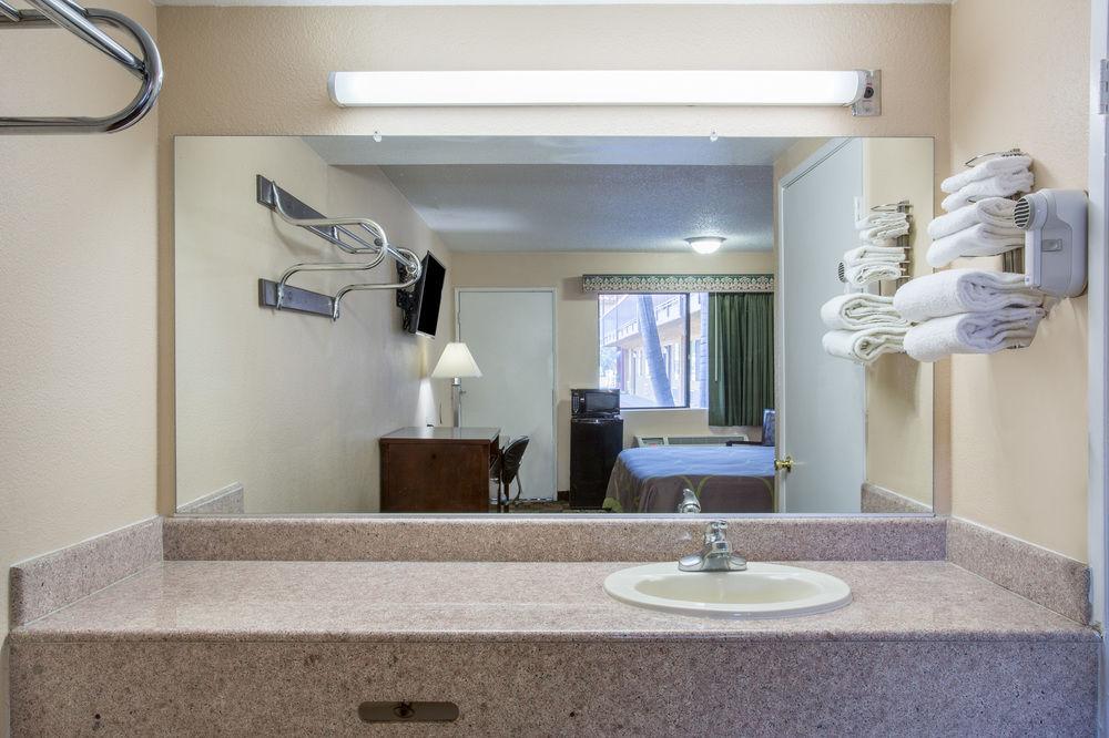 Hotel Seville - Ontario Airport/Chino Εξωτερικό φωτογραφία